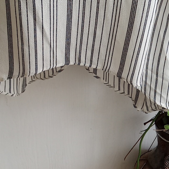 ⭐️ Host Pick⭐️ Maurices |  White/ Black Striped Asymmetrical Hemline Dress - Picture 6 of 12